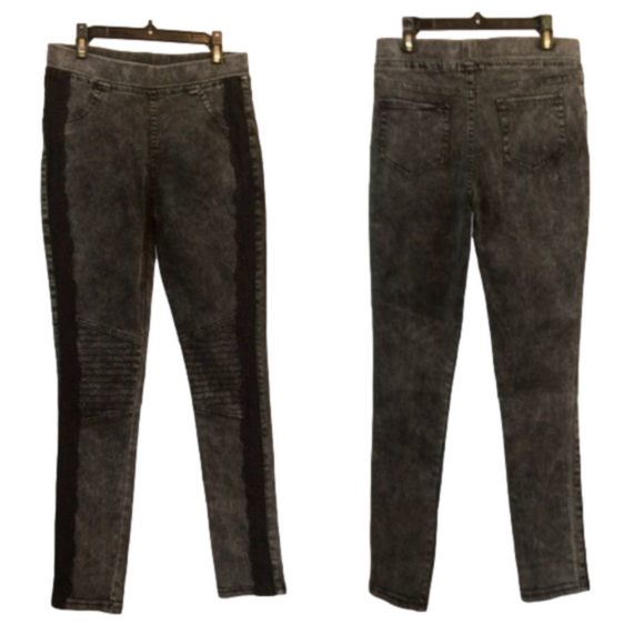 NYC NICE H Denim - 𝅺NYC NICE H 💕Black Denim Leggins with Lace💕